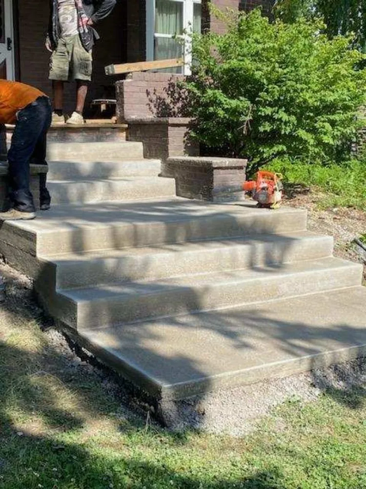 Slide of Zach Flossey Construction