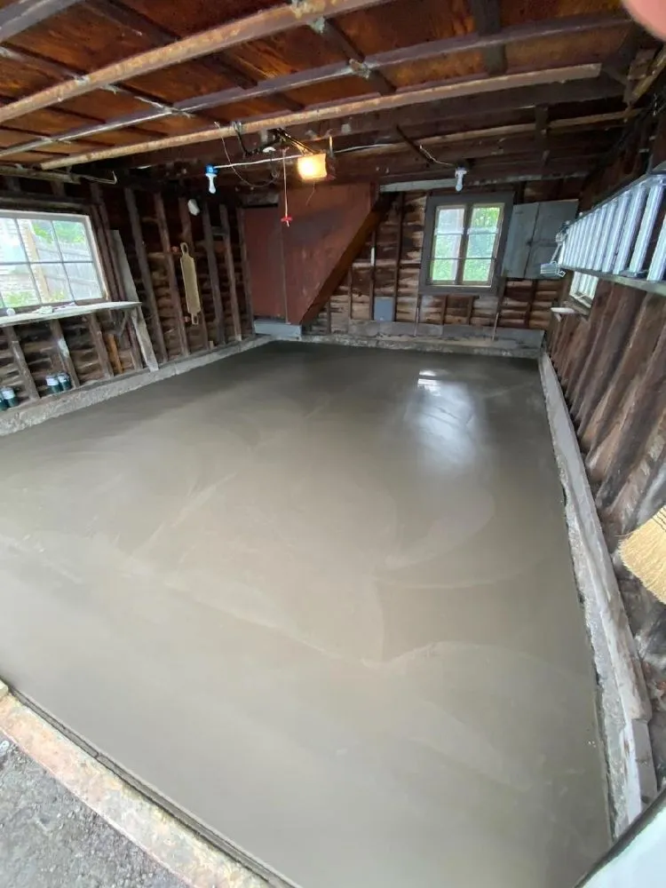 Slide of Zach Flossey Construction