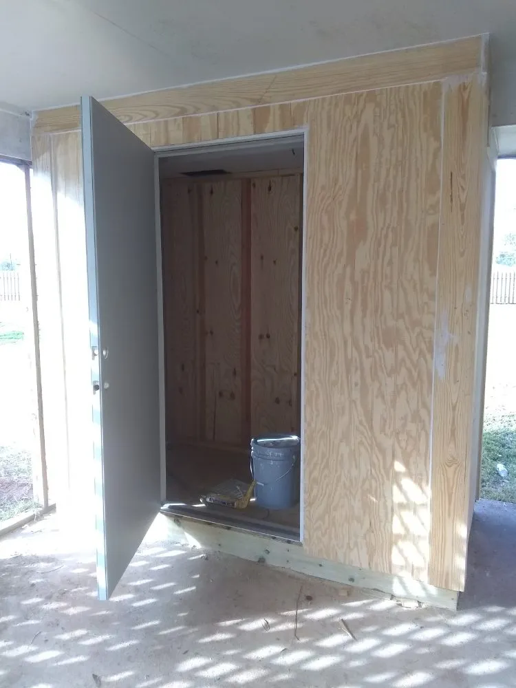 Slide of Zach's Carpentry