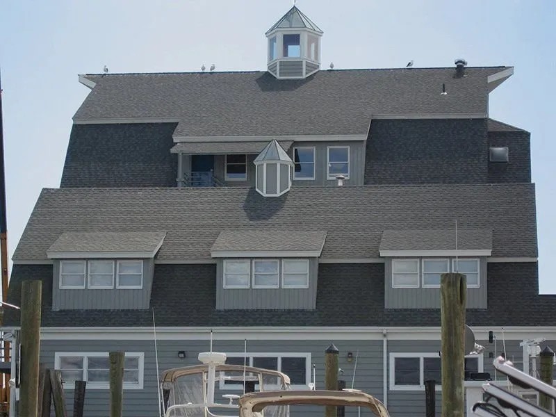 Slide of Zakhar Roofing & Siding