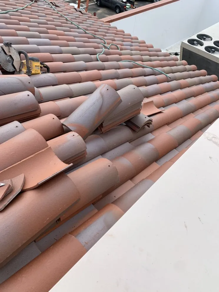 Slide of Zamarripa Roofing