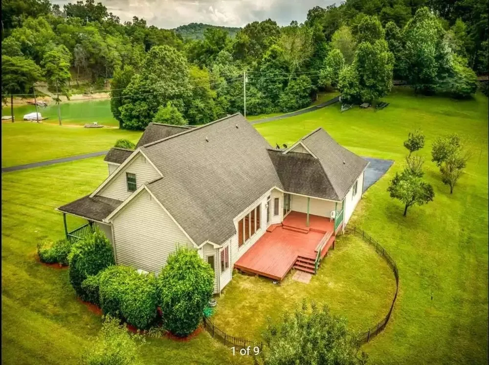 Slide of Zampolli Construction