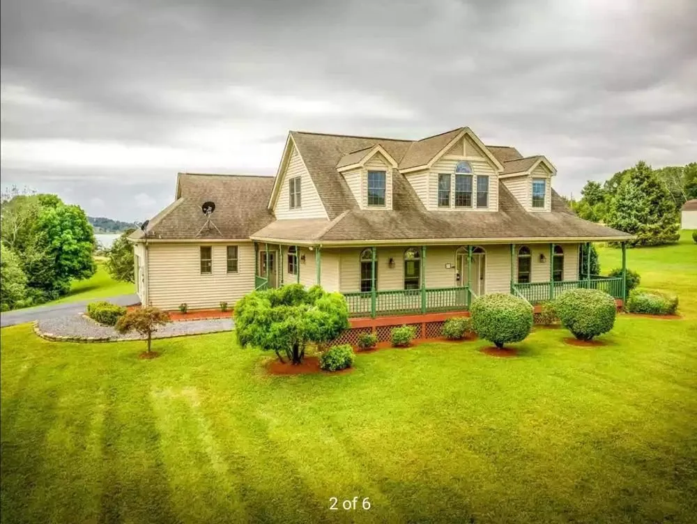 Slide of Zampolli Construction