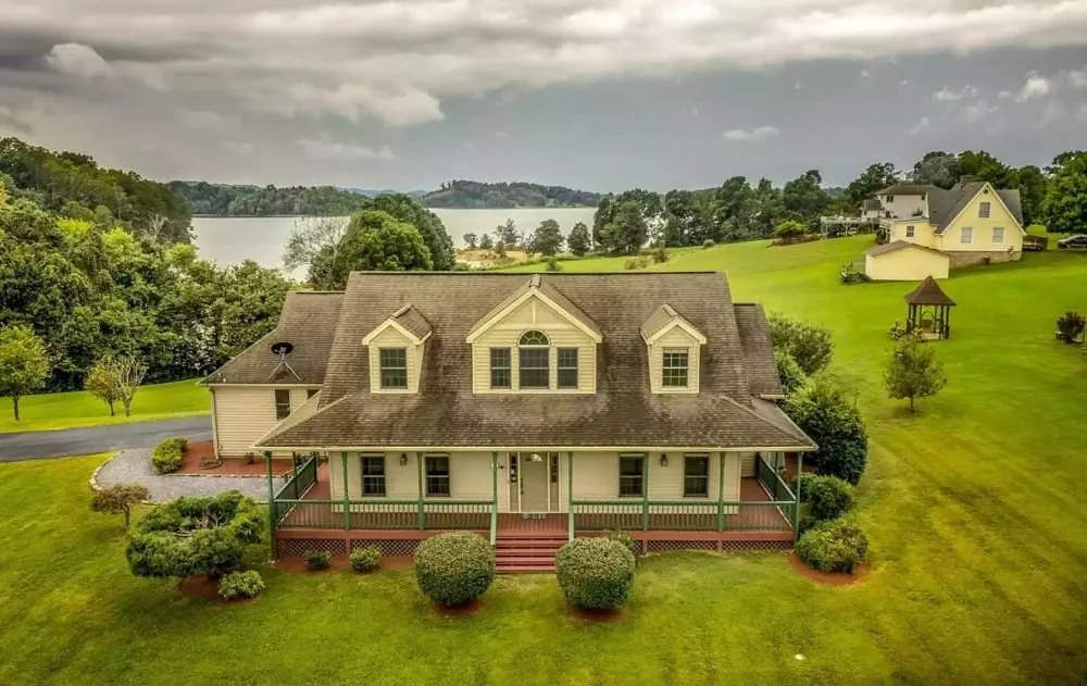 Slide of Zampolli Construction