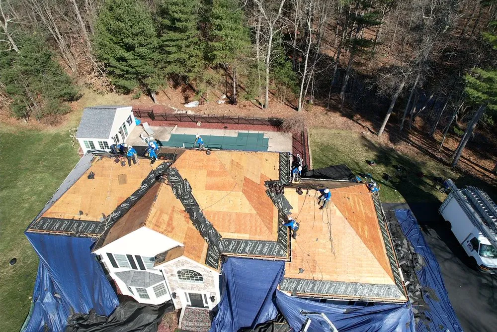 Slide of Zaruma Best Contractor