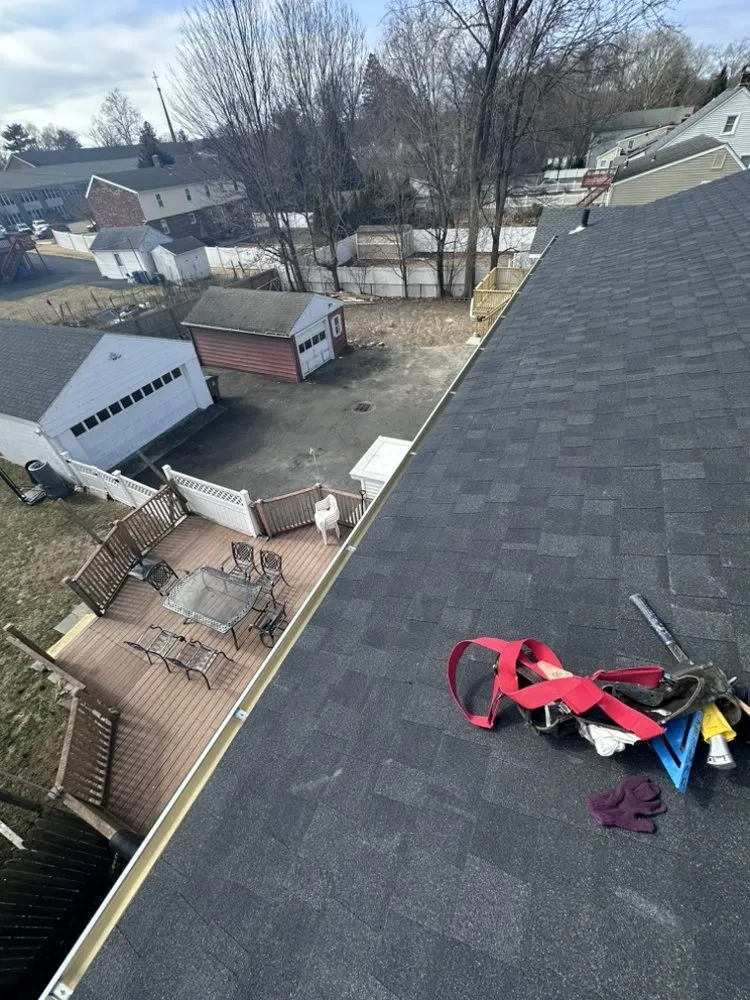 Slide of Zaruma Best Contractor