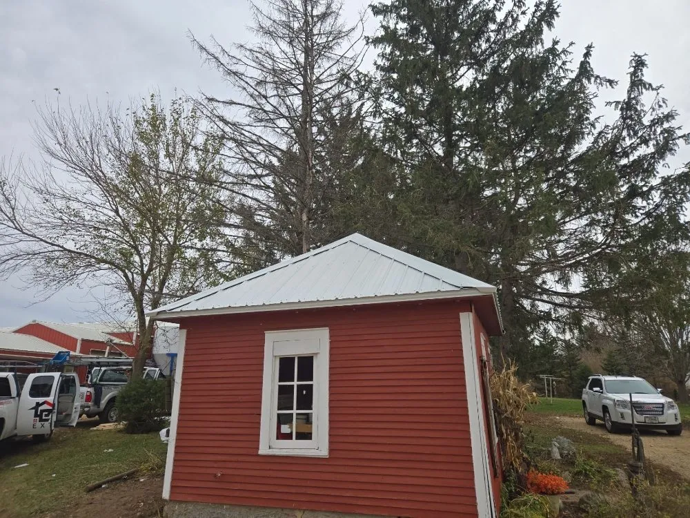 Slide of Zavala Professional Roofing