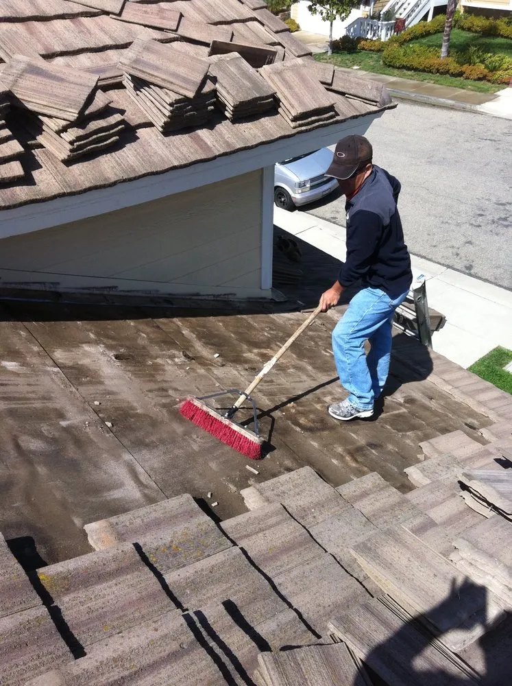 Slide of Zavala Roofing
