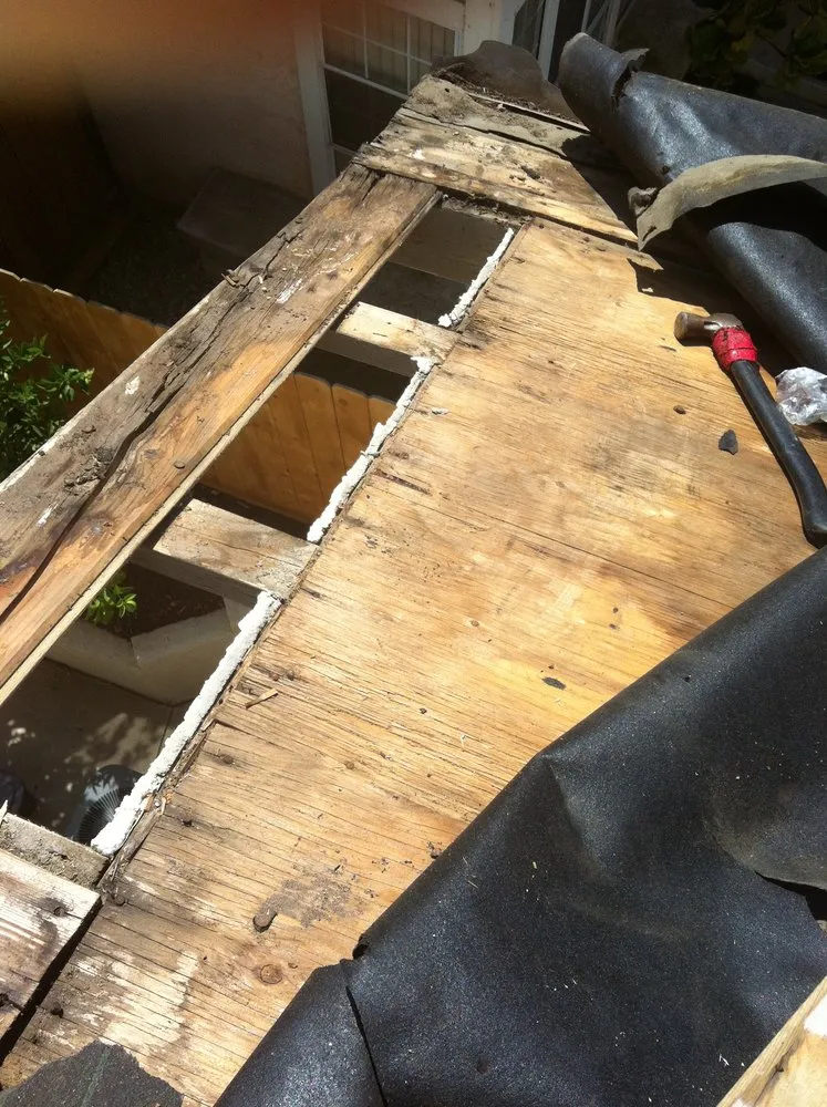 Slide of Zavala Roofing