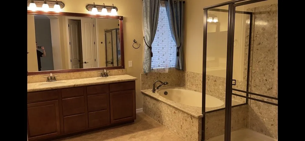 Slide of Zaza Remodeling