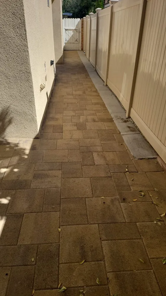 Slide of Zaza Remodeling