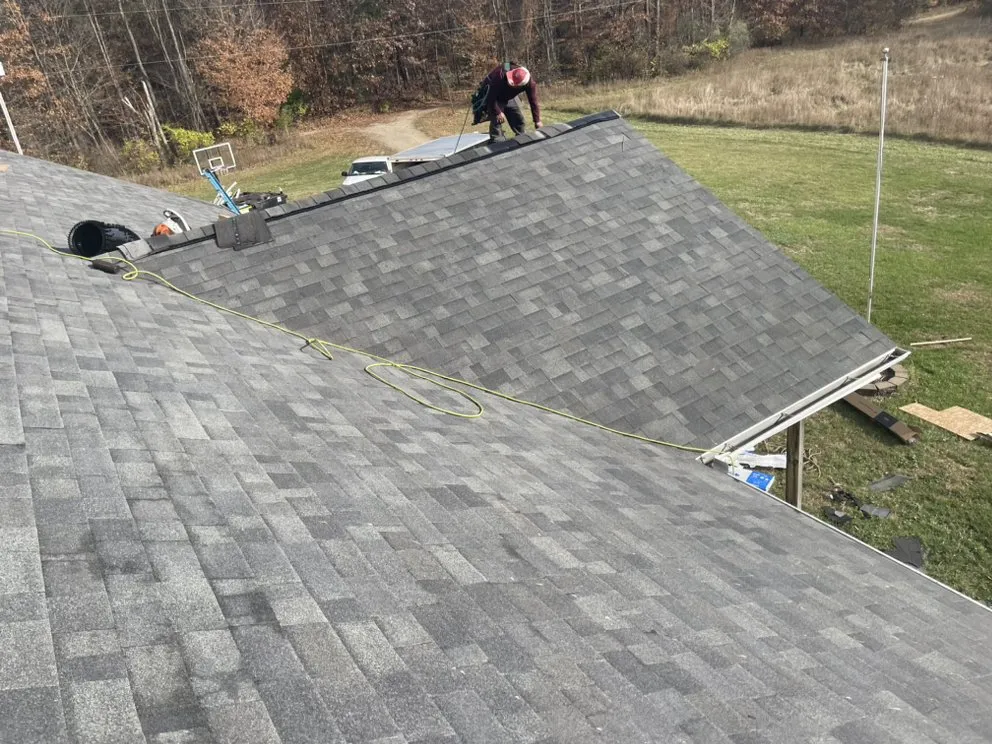 Slide of Zee & M Services