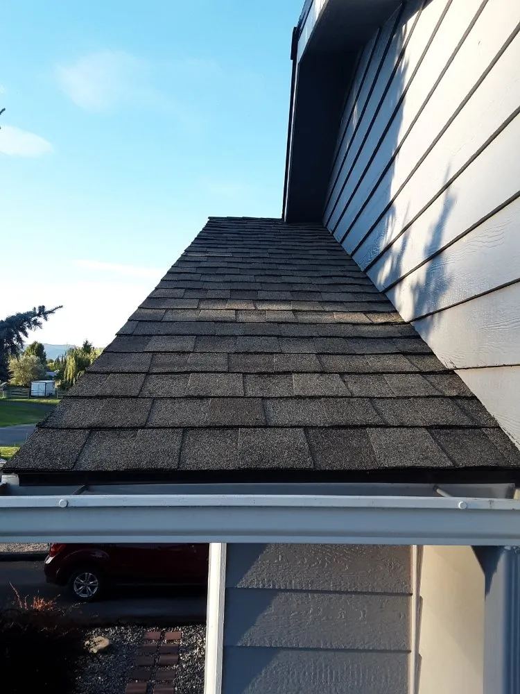 Slide of Zem Roofing