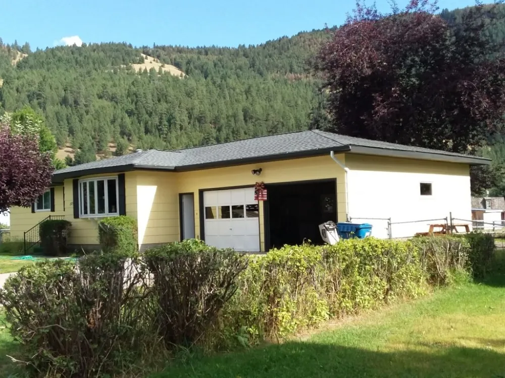 Slide of Zem Roofing