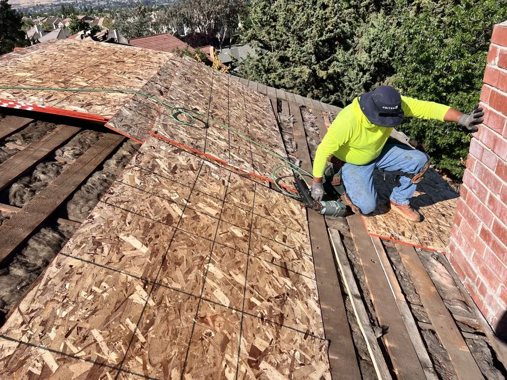 Slide of Zenith Roofers