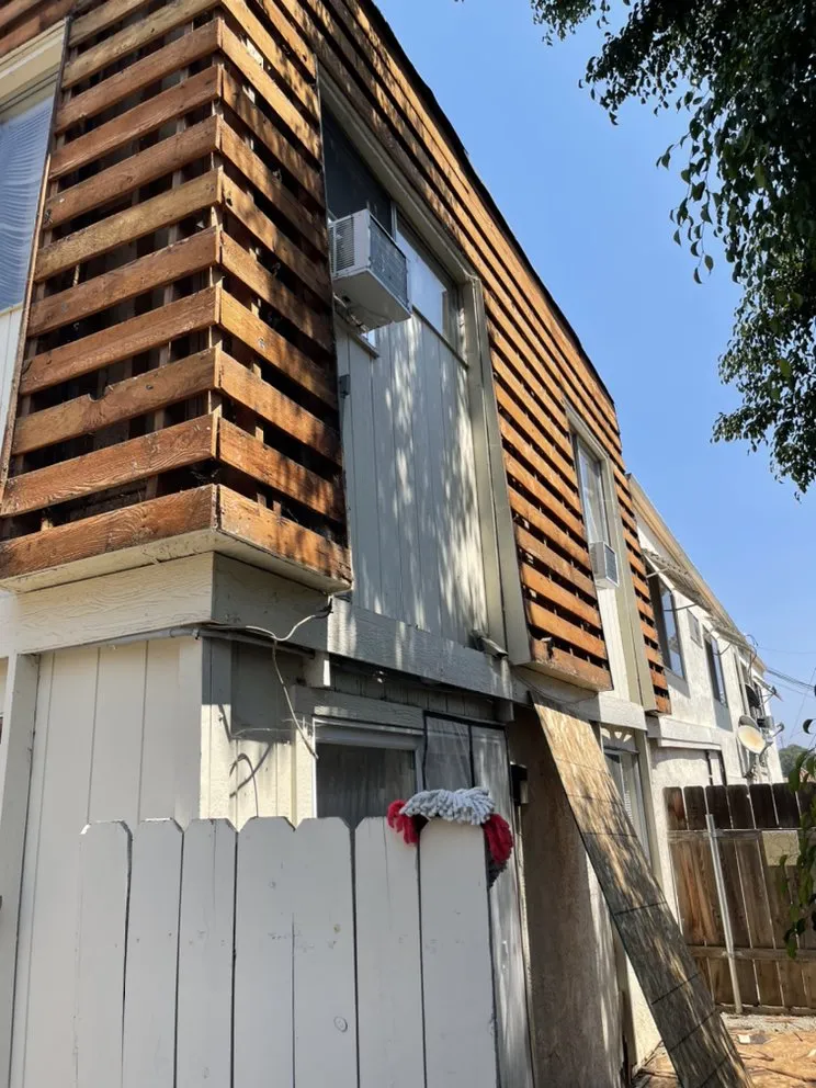 Slide of Zenith Roofing Services