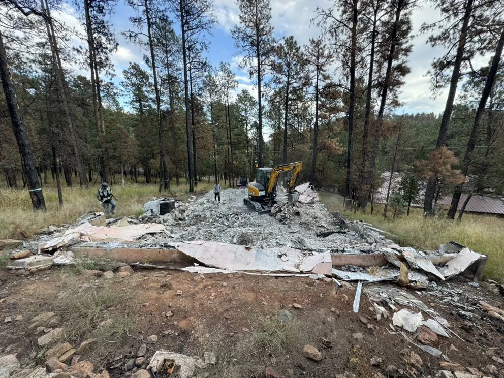 Slide of Zenitram General Contractors