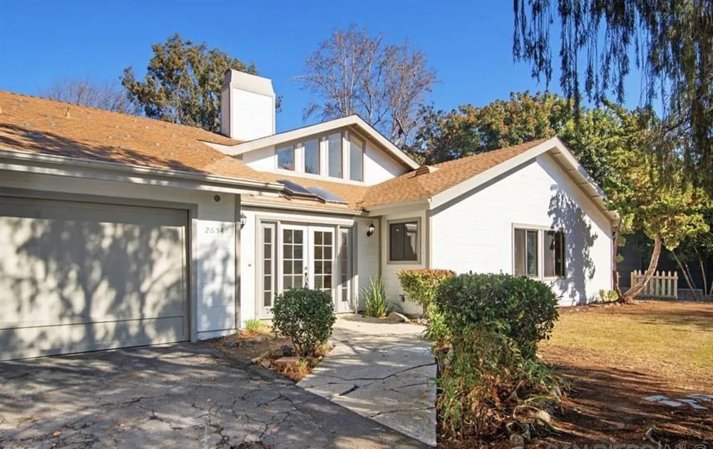 Slide of Zenitram Roofing