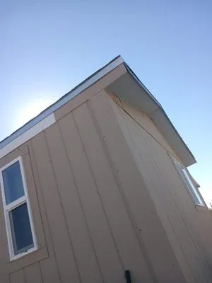 Zero Leaks Roofing Logo