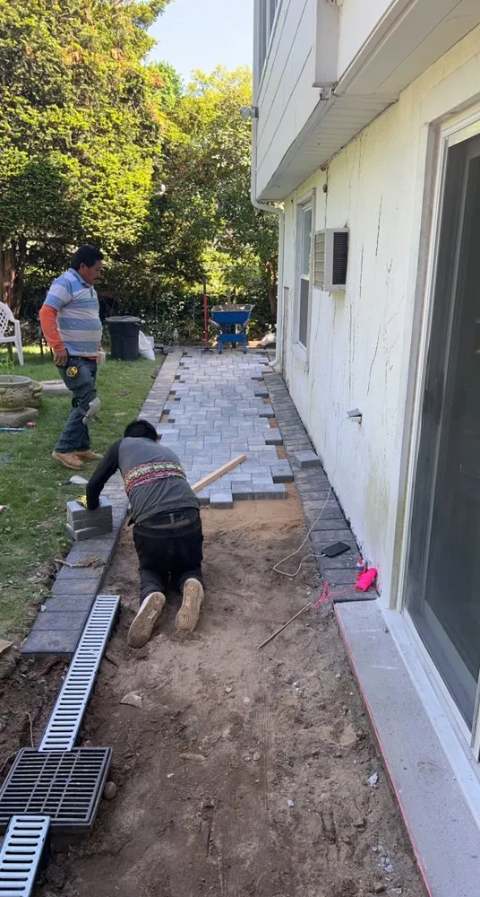 Slide of ZH Construction & Renovation