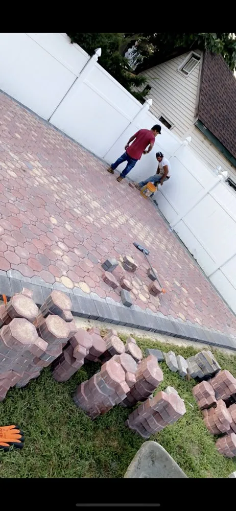 Slide of ZH Construction & Renovation