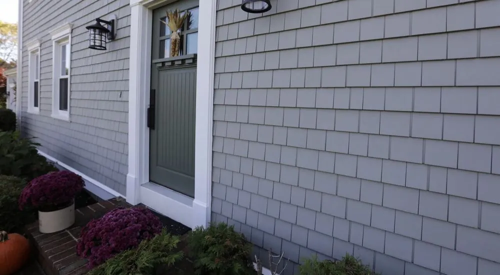 Slide of ZH Construction & Renovation