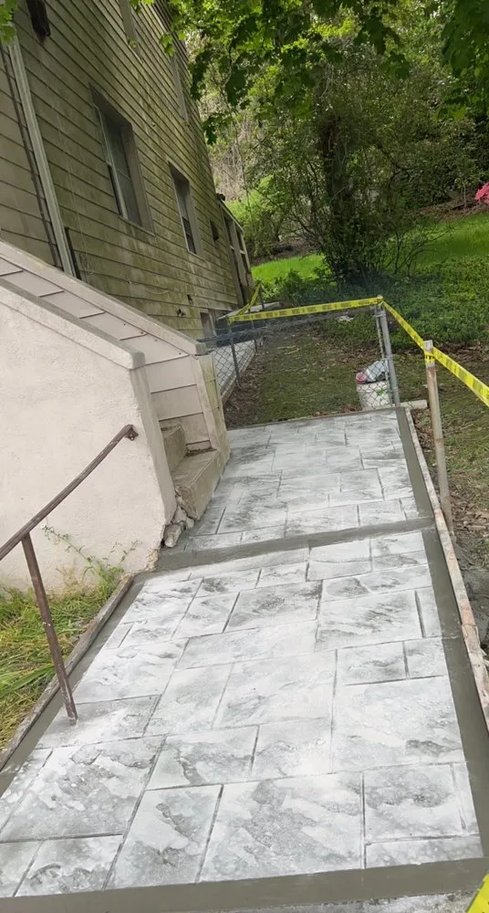 Slide of ZH Construction & Renovation