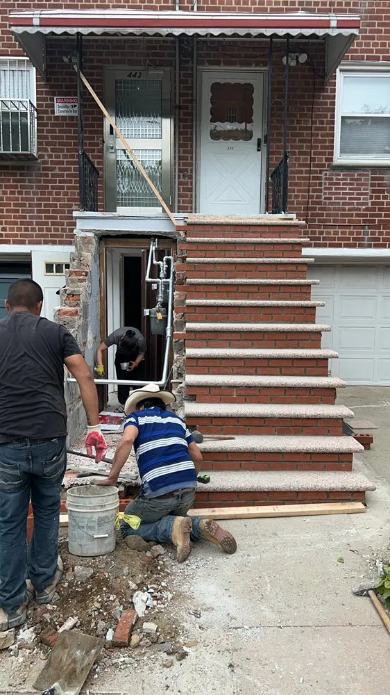 Slide of ZH Construction & Renovation