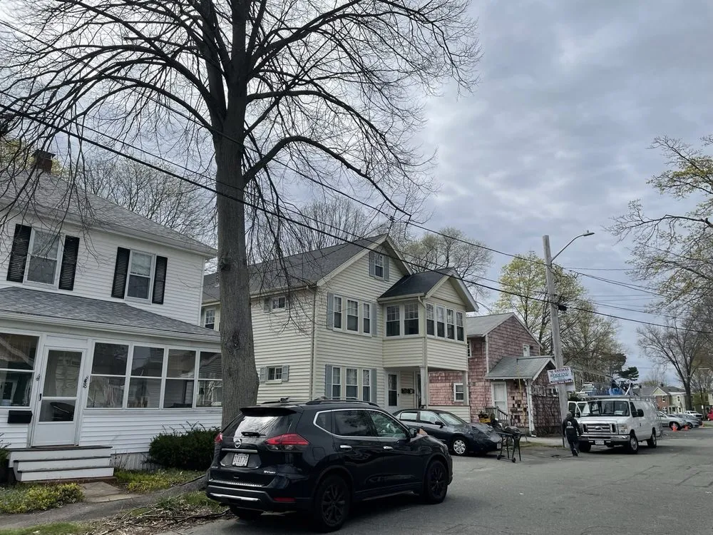 Slide of Zhumas Construction