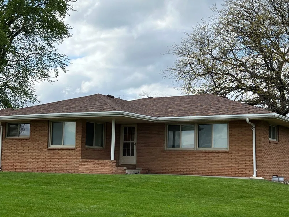 Slide of Zinnel Roofing and Exteriors