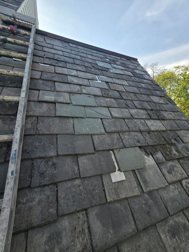 Slide of Zios Contracting