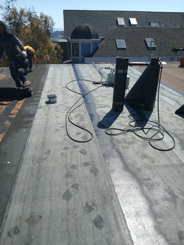 Slide of Zoethi Roofing and Gutters