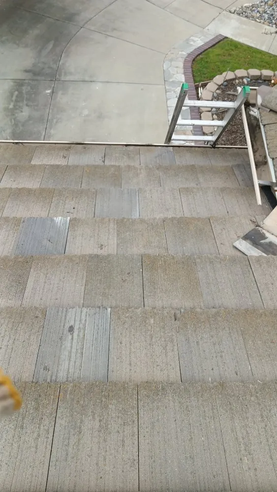 Slide of Zoethi Roofing and Gutters