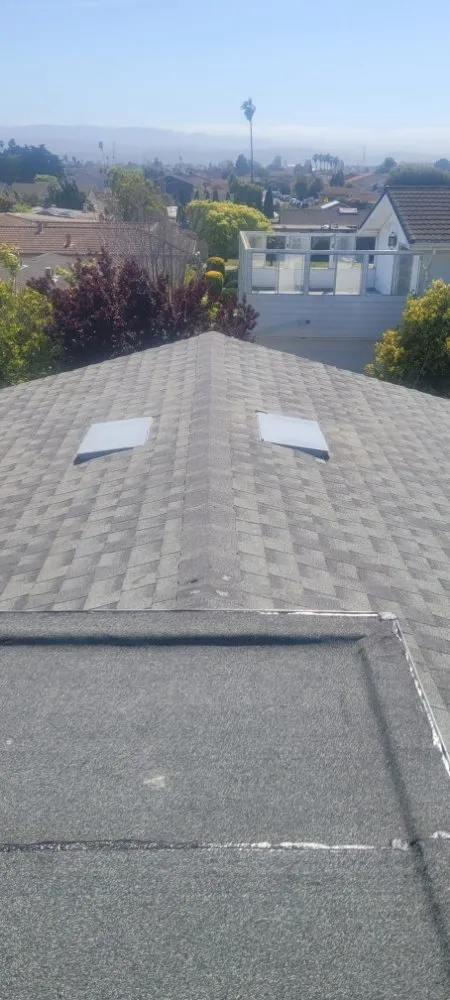 Slide of Zoethi Roofing and Gutters