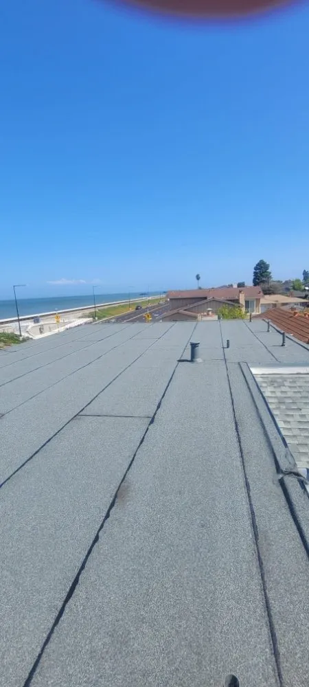 Slide of Zoethi Roofing and Gutters