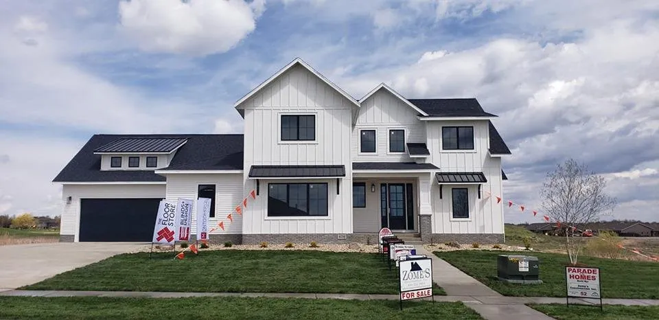 Slide of Zome's Construction