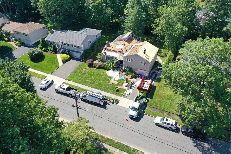 Slide of Zona Roofing