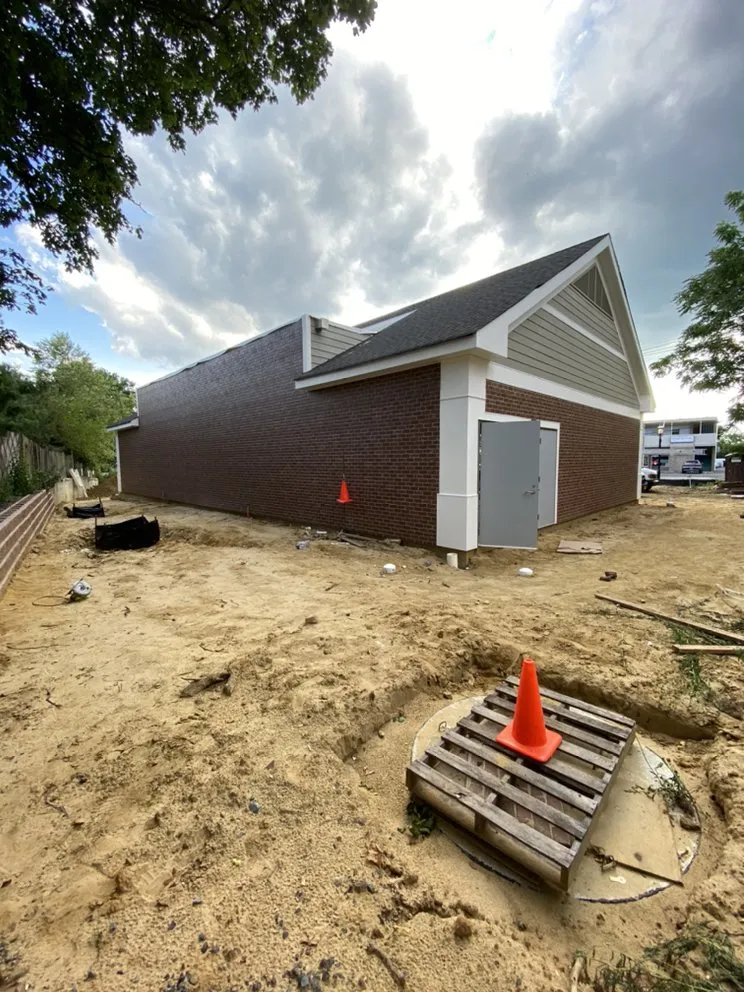 Slide of Zona Roofing