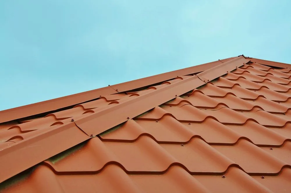 Slide of Zona Roofing