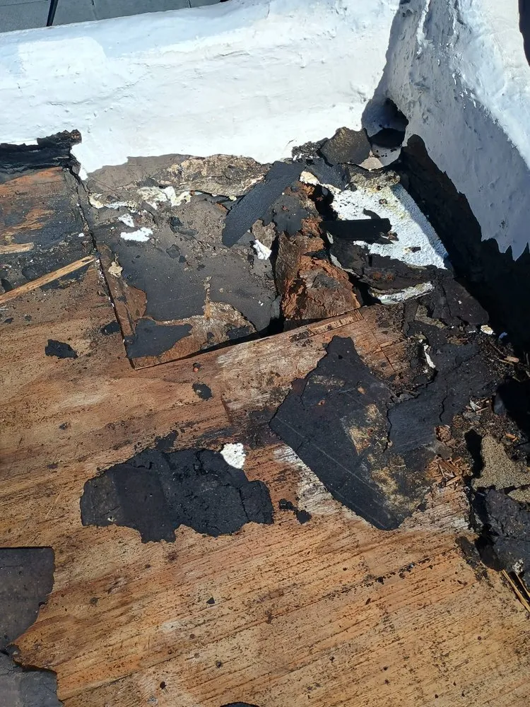 Slide of Zona Roofing Pros