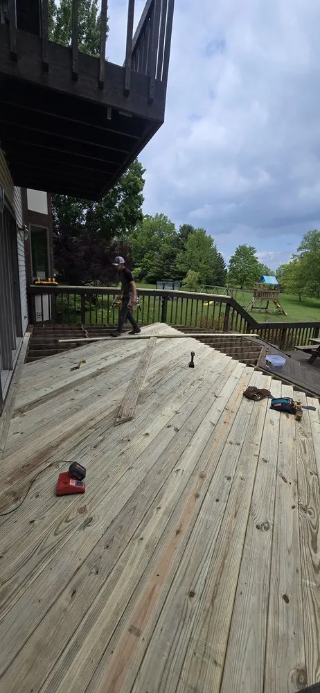 Licensed metal roofing installation in Fredonia, PA - Zooks General Construction