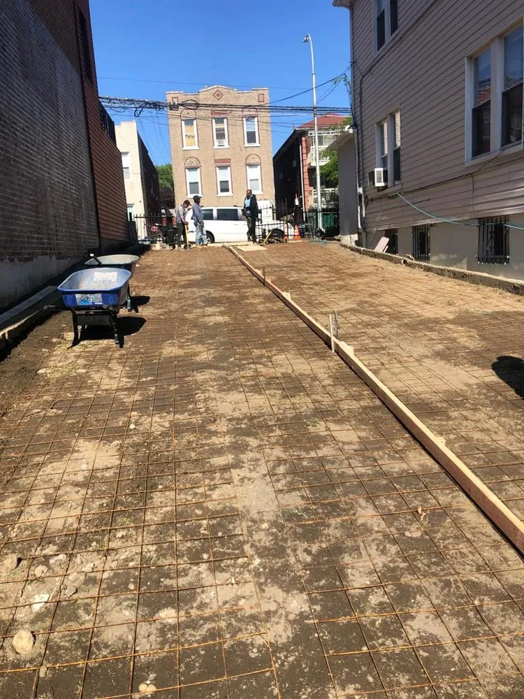 Slide of ZQ Marks Construction