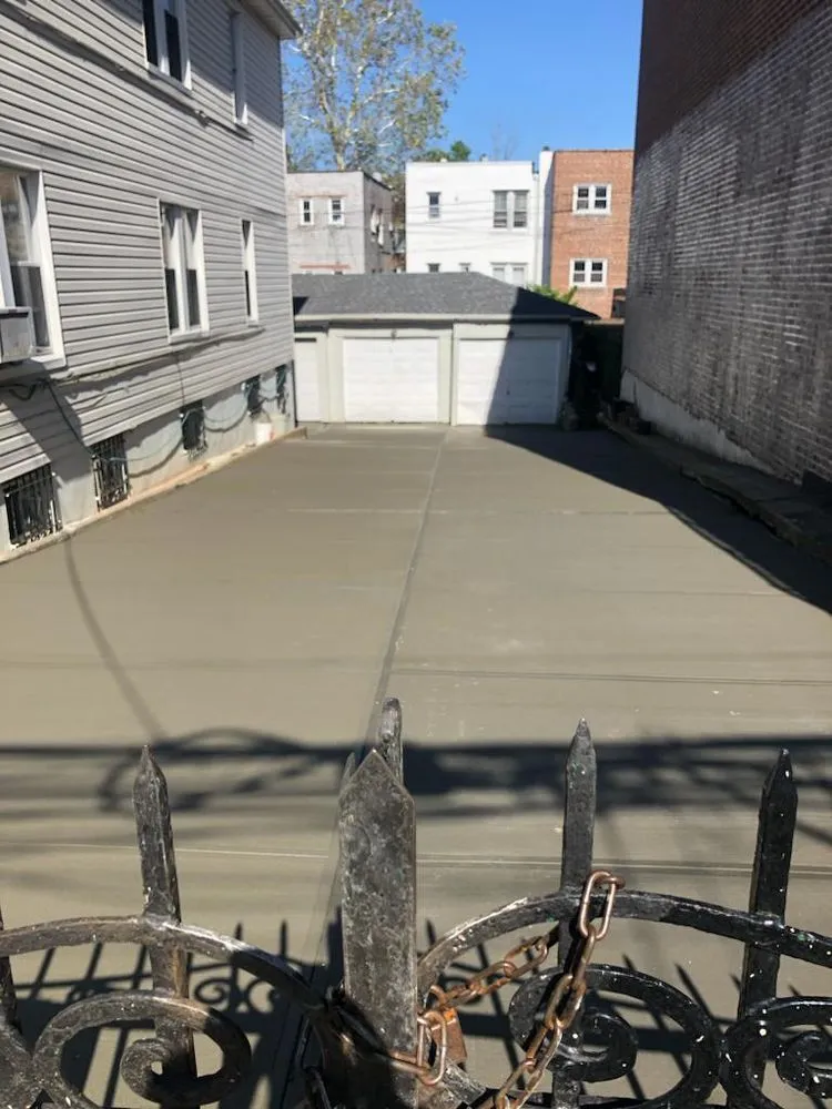 Slide of ZQ Marks Construction