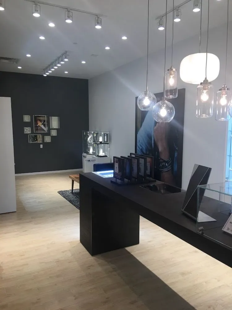 Slide of Zu Con Painting & Contracting