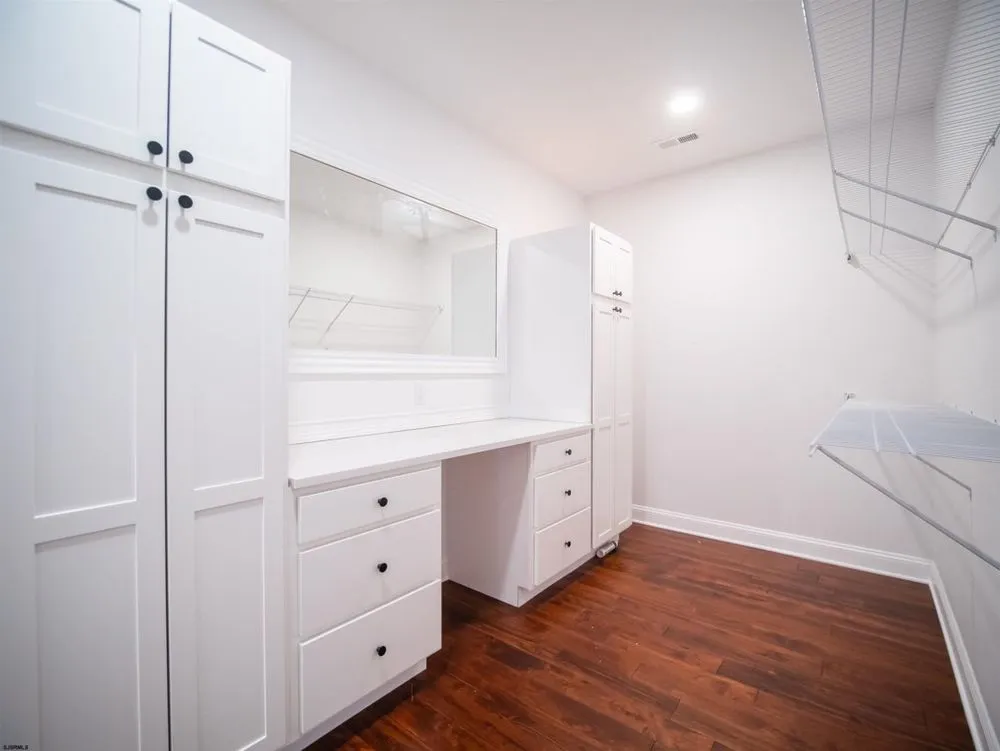 Slide of Zucchi Construction