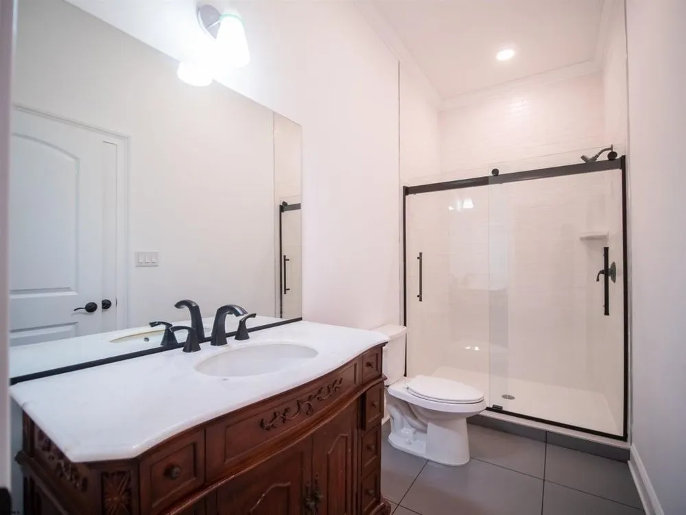 Slide of Zucchi Construction