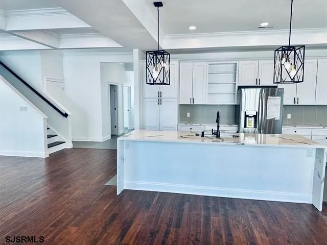 Slide of Zucchi Construction