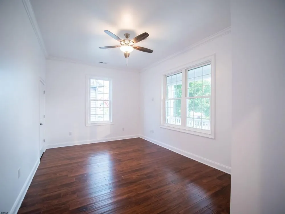 Slide of Zucchi Construction