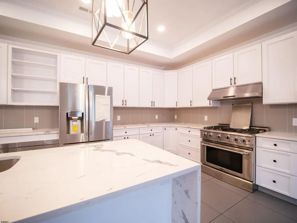 Slide of Zucchi Construction