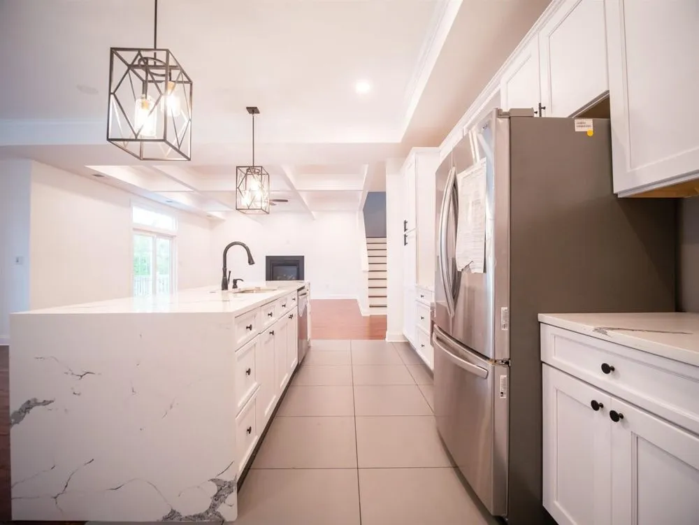 Slide of Zucchi Construction